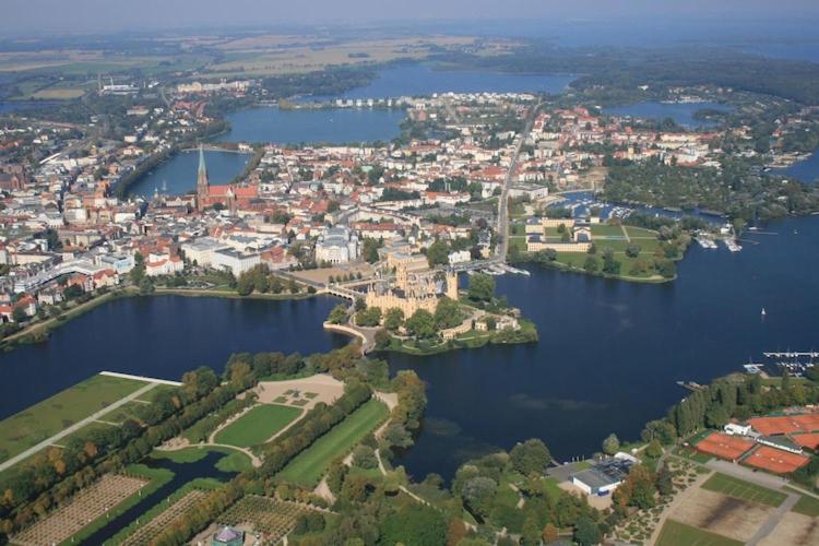 Park Am Schweriner See, Schwerin Schwerin (Mecklenburg-Vorpommern)